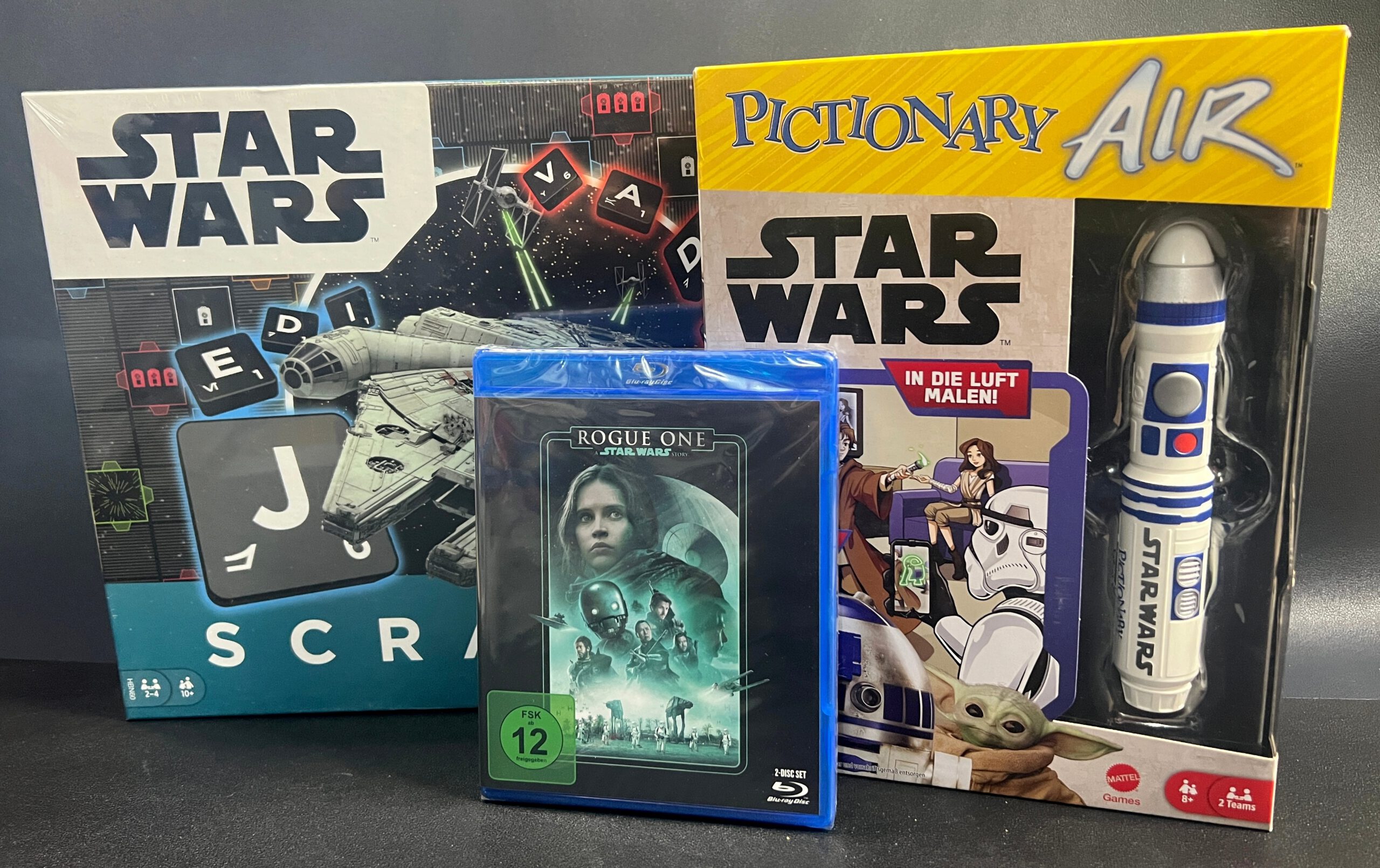 Star Wars Scrabble Pictonary Air Rogue One Blu ray